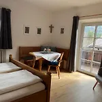 Gaestehaus Maria Theresia Apartman Schliersee