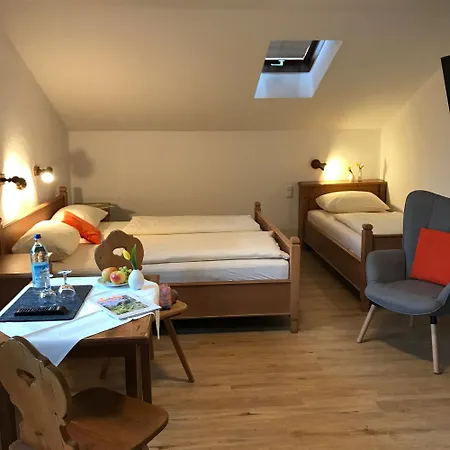 Appartement Gaestehaus Maria Theresia Schliersee