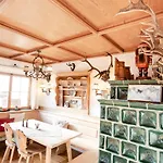 Gaestehaus Maria Theresia شقة