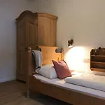 Apartamento Gaestehaus Maria Theresia