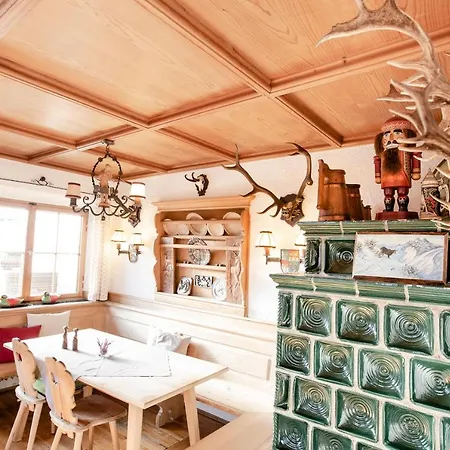 Gaestehaus Maria Theresia شقة