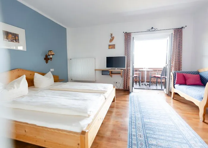 Appartement Gaestehaus Maria Theresia *
