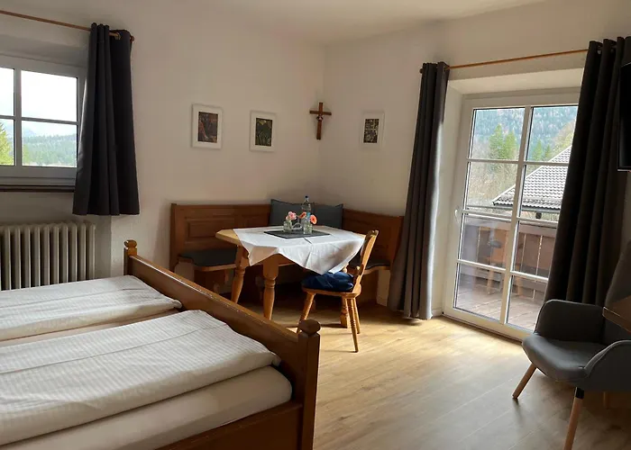 Gaestehaus Maria Theresia Appartement Schliersee