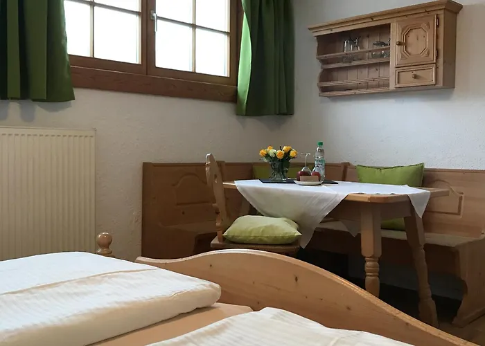 Gaestehaus Maria Theresia * Schliersee